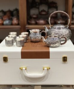 Bộ ấm trà bạc nguyên chất 999 cao cấp gò thủ công bát mã cực đẹp gồm nhiều món