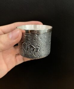 Chén trà bạc nguyên chất 999 gò tay thủ công bát mã đẹp 50ml dáng cao dễ cầm