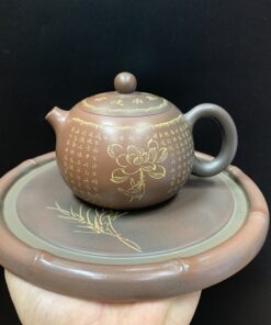 Đế ấm trà tử sa hỏa biến làm thuyền trà khắc trúc thủ công đẹp 19x1cm