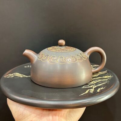 Ấm tử sa nê hưng bán nguyệt xanh khắc phỏng cổ như ý thủ công 200ml đẹp công năng tốt.