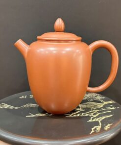 Ấm tử sa nê hưng cung đăng thủ công trơn màu đỏ đẹp 250ml dáng cao pha trà ngon.