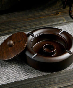 Gạt tàn thuốc đẹp bằng gỗ gụ nguyên khối dáng tròn có nắp đậy đẹp GTG08.