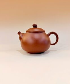 Ấm Nê Hưng Dung Thiên khắc quả thông đẹp 240ml AKC170