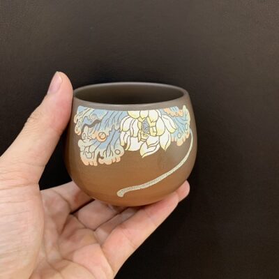 Ly trà chủ tử sa nê hưng họa sen cao cấp làm chén trà đẹp cỡ to dùng độc ẩm 160ml