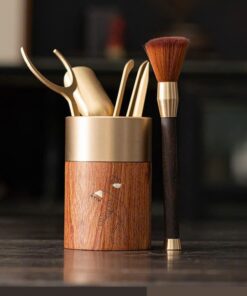 Bộ pha trà gỗ hương dáng tròn nhiều dụng cụ màu vàng đẹp KH30.