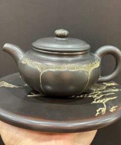 Ấm tử sa nê hưng phỏng cổ khắc đài sen hỏa biến đen 260ml đẹp pha trà đạo ngon.