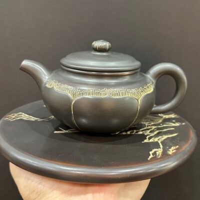 Ấm tử sa nê hưng phỏng cổ khắc đài sen hỏa biến đen 260ml đẹp pha trà đạo ngon.