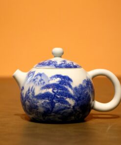 Ấm sứ cảnh đức họa sơn thủy vẽ tay thủ công dáng nhỏ đẹp pha trà đối ẩm.