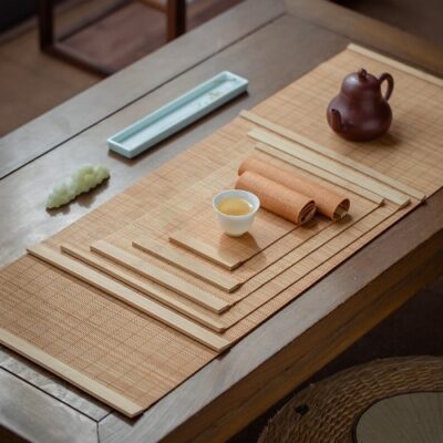 Chiếu trà tre nẹp cán hai đầu trang trí bàn trà đẹp nhiều cỡ từ 60x30cm-150cmx30cm.