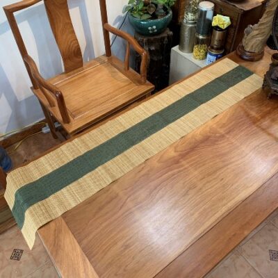 Chiếu trà tre nẹp vải trang trí bàn trà cỡ vừa đẹp 120x30cm DC50.