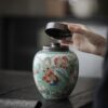 Hũ trà sứ Cảnh Đức Huyết Liên 900ml HT45