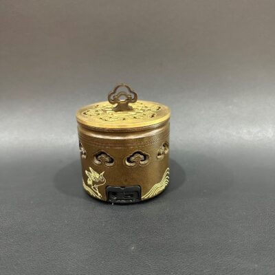 Lư trầm hương bằng đồng có loa nghe nhạc bằng thẻ nhớ có pin sạc 473g.