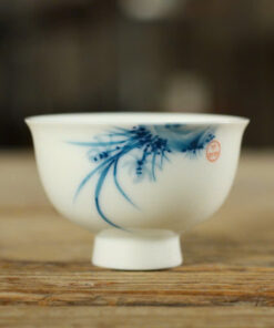 Ly trà sứ cảnh đức vẽ hoa lan làm chén uống trà ngon nhỏ đẹp 50ml CS18.