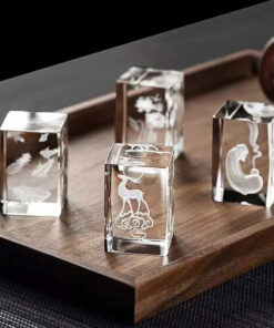 Gác nắp ấm trà dáng trụ vuông bằng thủy tinh nhỏ đẹp 4.4x3cm DC85