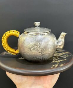 Ấm pha trà bạc nguyên chất 999 gò tay thủ công khắc trúc 260g 240ml AB89