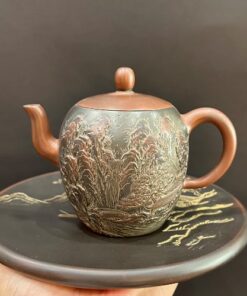 Ấm trà mỹ nhân kiên hỏa biến khắc sơn thủy hỏa biến 250ml AKC94.