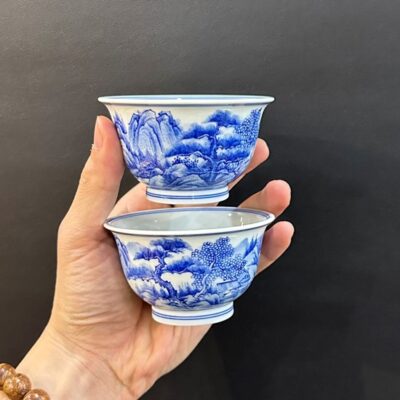 Chén trà sứ cảnh đức men lam cao cấp vẽ thiên lý giang sơn đồ 100ml dáng miệng loe đẹp