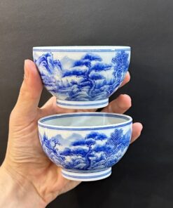 Ly trà chủ sứ cảnh đức men lam cao cấp vẽ tay thiên lý giang sơn 130ml CS83