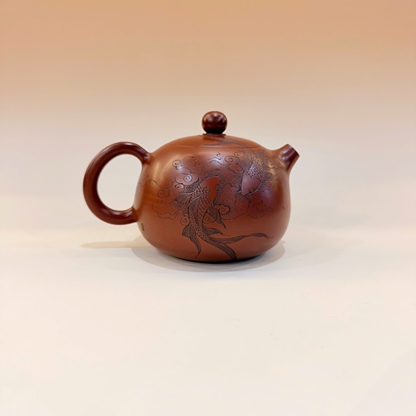 Ấm tử sa nê hưng cỡ nhỏ thủ công dáng tây thi khắc trúc 190ml AKC199 - Ảnh 4