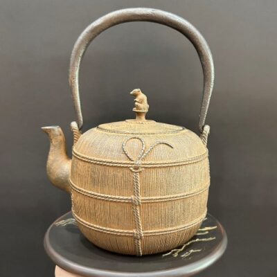 Ấm tetsubin gang nhật bản đun nước pha trà ngon có chứng nhận 1,2L dùng với bếp hồng ngoại hoặc từ.