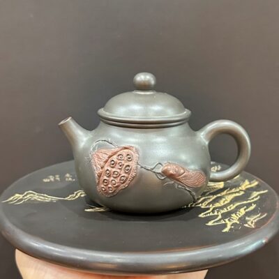 Ấm tử sa dung thiên nê hưng cao cấp đắp nổi ve sầu sen 200ml pha trà ngon.