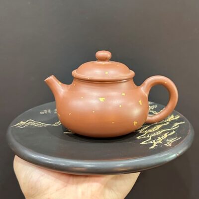 Ấm tử sa nê hưng dung thiên vẽ vảy vàng cỡ nhỏ 180ml đẹp pha trà đối ẩm ngon.