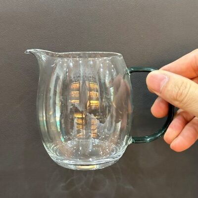 Chén tống thủy tinh cao cấp làm chuyên rót trà quai xanh bền 250ml CT18.