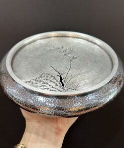 Khay trà bạc nguyên chất 999 để ấm chén dáng tròn trúc đẹp gò tay thủ công.