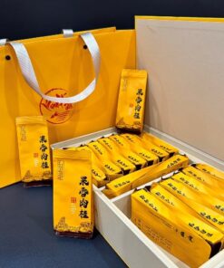 Nham trà nhục quế đỉnh núi Vũ Di trà núi đá cao cấp hộp vàng 250g sang trọng pha ngon.