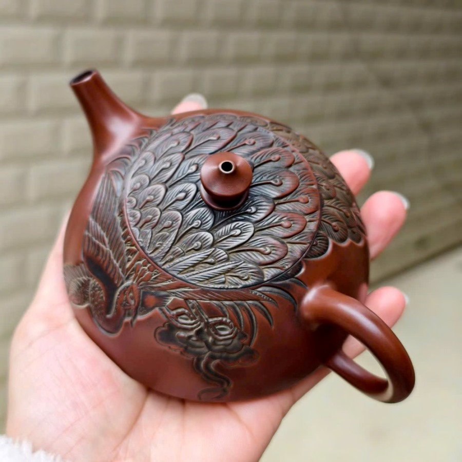 Ấm Nê Hưng Bán Nguyệt Đỏ Khắc Công 230ml AKC258 - Ảnh 3