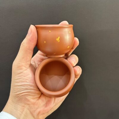 Chén tử sa nê hưng màu đỏ vẽ vảy vàng thủ công uống trà đối ẩm ngon 60ml.