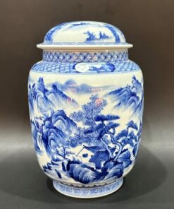 Hũ đựng trà sứ cảnh đức cao cấp vẽ tay sơn thủy đẹp cỡ to 1,2L đựng được gần 1kg.