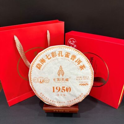 Trà phổ nhĩ chín Vân Nam Thất Thái Khổng Tước 1950 năm 2020 PNC25 thơm ngon.