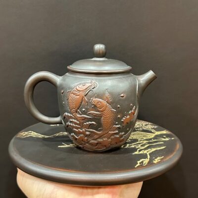 Ấm tử sa kiến thủy cao cấp thủ công dáng cung đăng cá vượt vũ môn 240ml pha trà ngon.