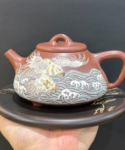 Ấm tử sa thạch biều đất cũ nghi hưng đại bàng giữa biển 300ml thủ công đẹp