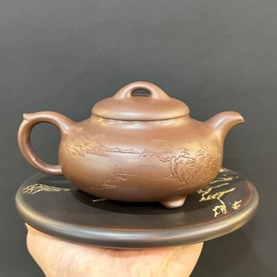 Ấm tử sa phỏng cổ nguyên khoáng đất cũ khắc sơn thủy 250ml đẹp pha trà ngon.