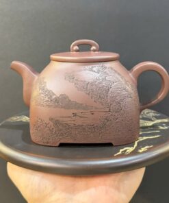 Ấm trà tử sa cao cấp nguyên khoáng đất cũ dáng tứ phương sơn thủy 300ml ATS262