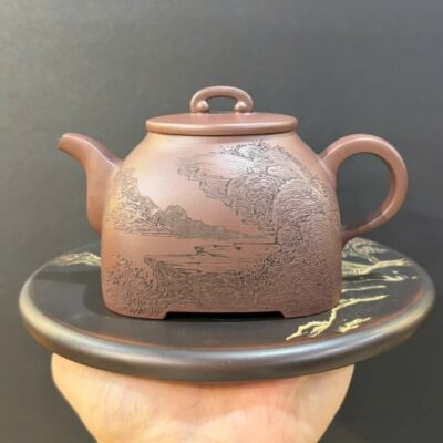 Ấm trà tử sa cao cấp nguyên khoáng đất cũ dáng tứ phương sơn thủy 300ml ATS262
