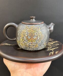 Ấm nê hưng cao cấp hỏa biến vẽ mặt hổ thủ công đẹp 230ml pha trà ngon