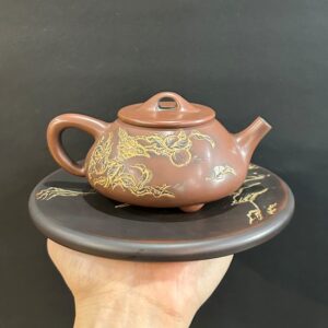 Ấm nê hưng thạch biều khắc sen thủ công đẹp pha trà ngon 250ml AKC239.