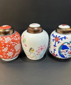 Bình đựng trà sứ cảnh đức vẽ tay thủ công nắp xoáy kín đẹp 800ml HT57