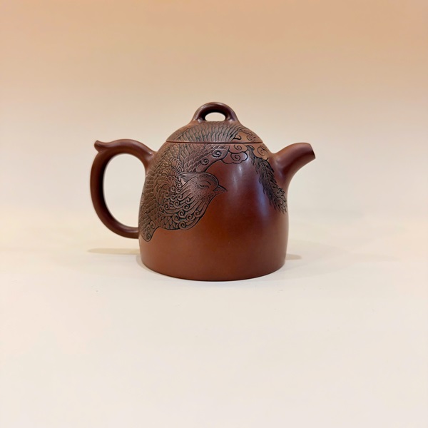 Ấm nê hưng dáng tần quyền nghệ nhân khắc chim 250ml AKC298