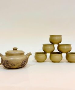 Bộ ấm chén cao cấp gốm nê hưng thủ công dáng phỏng cổ khắc sơn thủy đẹp BAT212