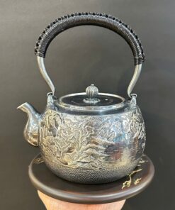 Ấm bạc đun nước nguyên chất 999 gò tay thủ công sơn thủy nổi to đẹp 1.3L 866g AN97