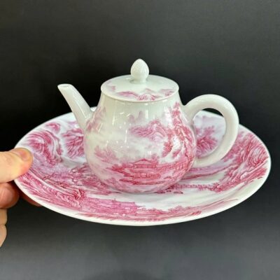Ấm sứ cảnh đức cao cấp vẽ tay sơn thủy đẹp thủ công dáng thủy bình 190ml kèm đĩa