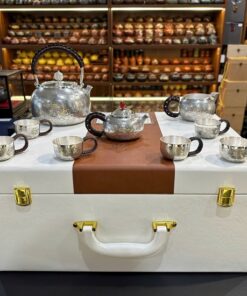 Bộ ấm trà bạc nguyên chất 999 thủ công sen cá pha trà ngon 1076g AB94