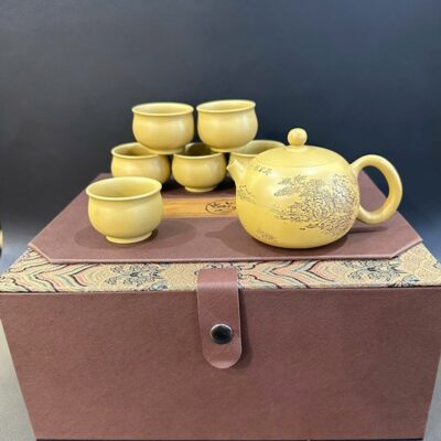 Bộ ấm trà cao cấp dáng tây thi gốm nê hưng khắc sơn thủy đẹp pha trà ngon AT68