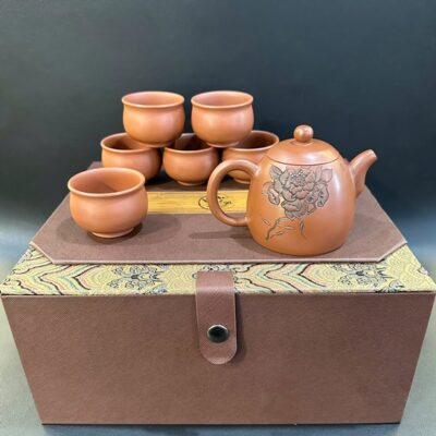 Bộ ấm trà cao cấp gốm nê hưng pha trà ngon dáng tần quyền khắc sen đẹp AT54