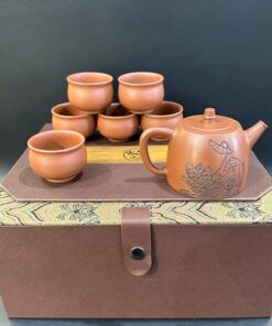 Bộ ấm trà tử sa cao cấp gốm nê hưng pha trà ngon dáng đức trung khắc sen AT55