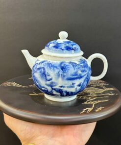 Ấm trà sứ cảnh đức thanh hoa vẽ tay sơn thủy đẹp dáng thủy bình nhỏ 150ml AS43